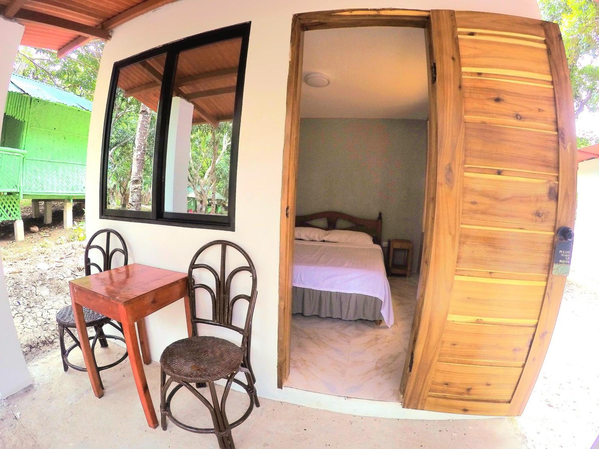 Al Hamra Jungle Resort (Adults Only) Puerto Princesa Eksteriør billede